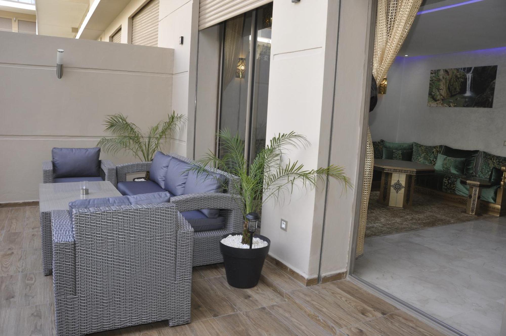 マラケシュRoyal Deluxe Gold - Marrakech, Luxe Pool Viewアパートメント エクステリア 写真