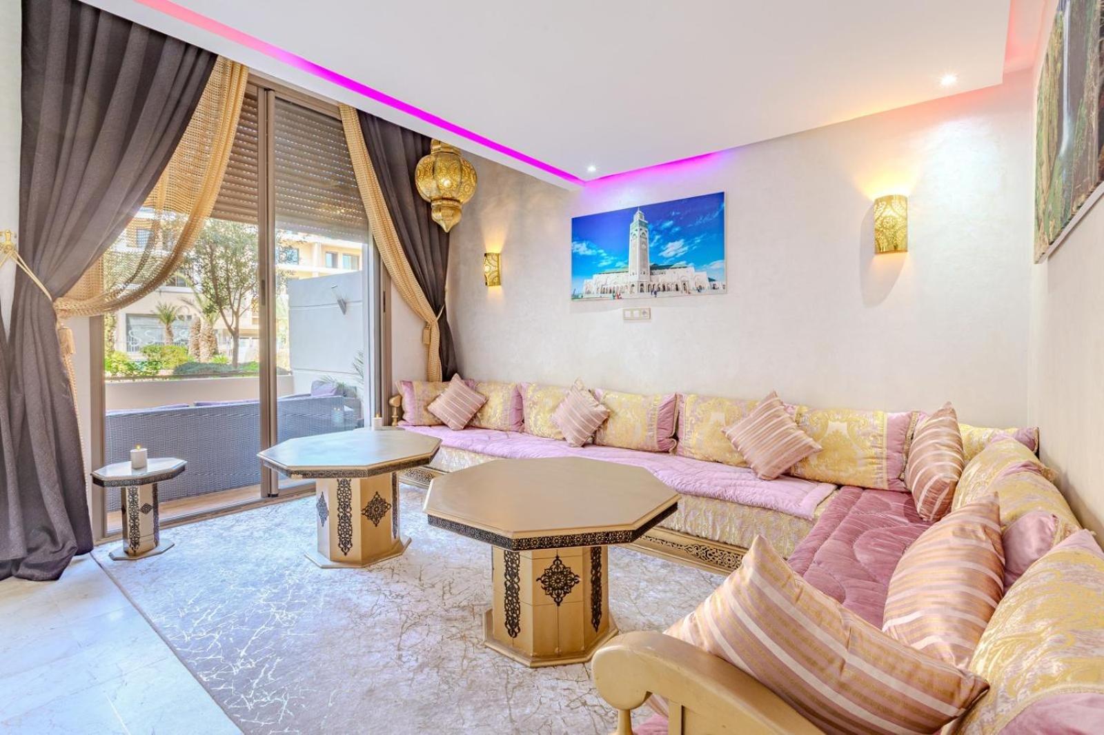 マラケシュRoyal Deluxe Gold - Marrakech, Luxe Pool Viewアパートメント エクステリア 写真